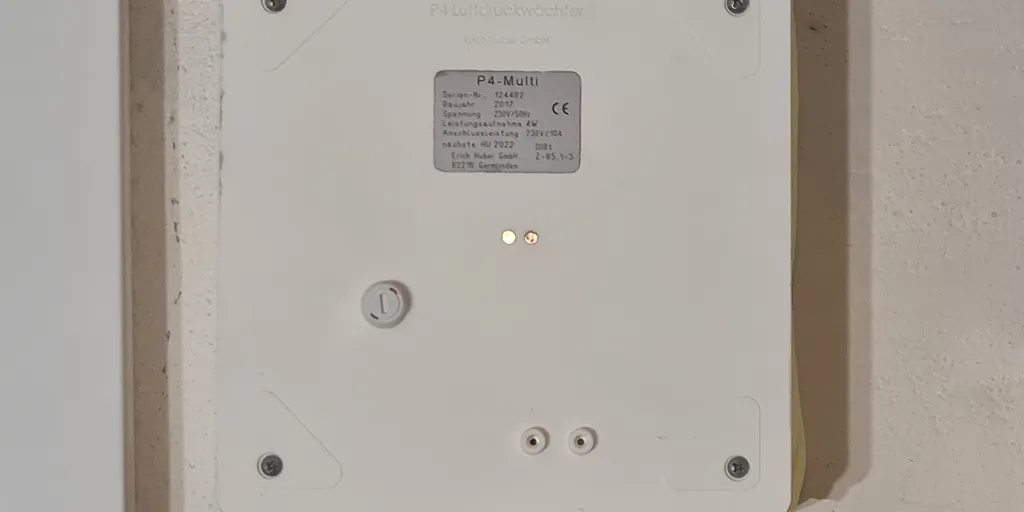 Eingebauter Huber P4 Multi Unterdruckwächter